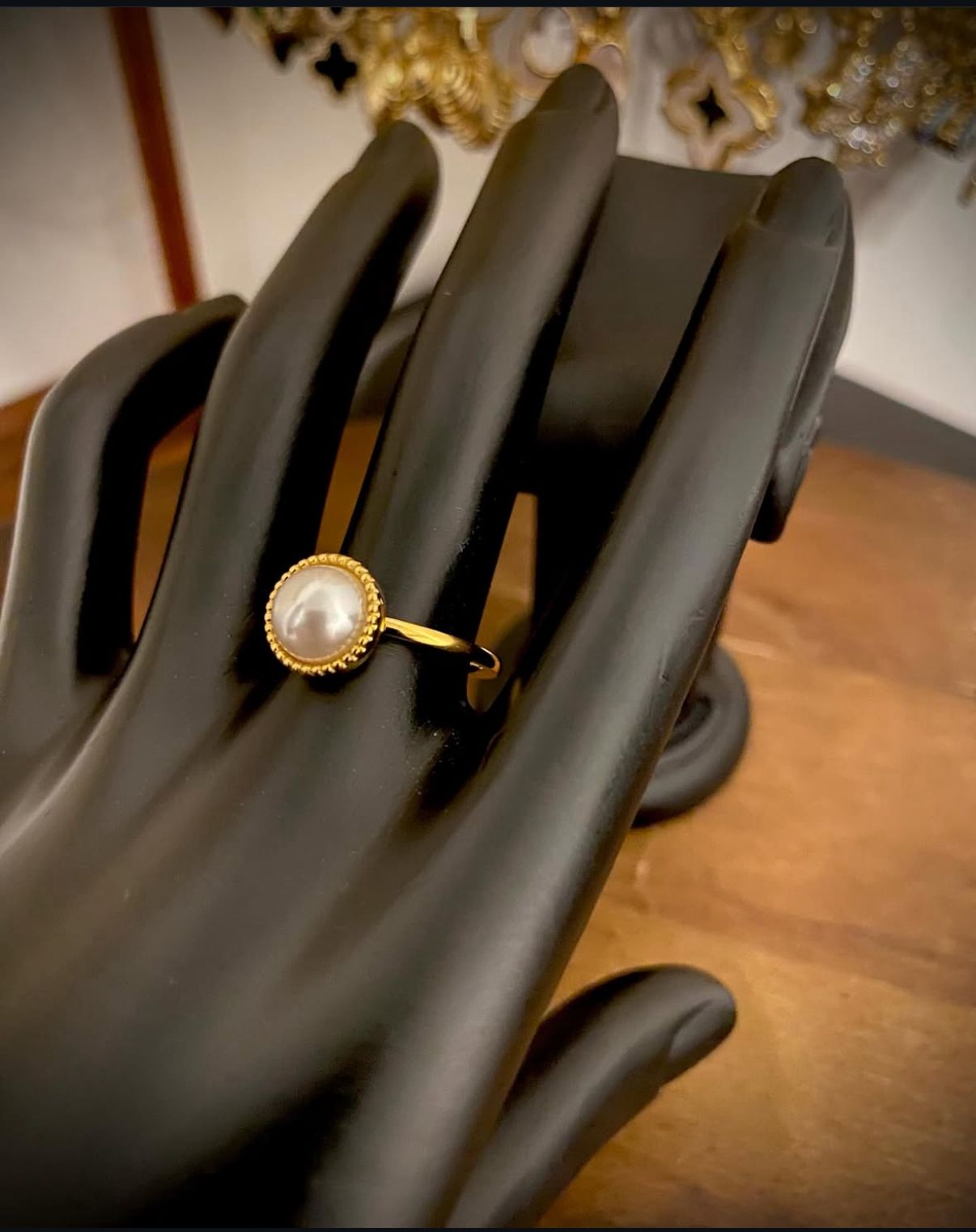 Gold Pearl Ring, 18K Goud Omhuld