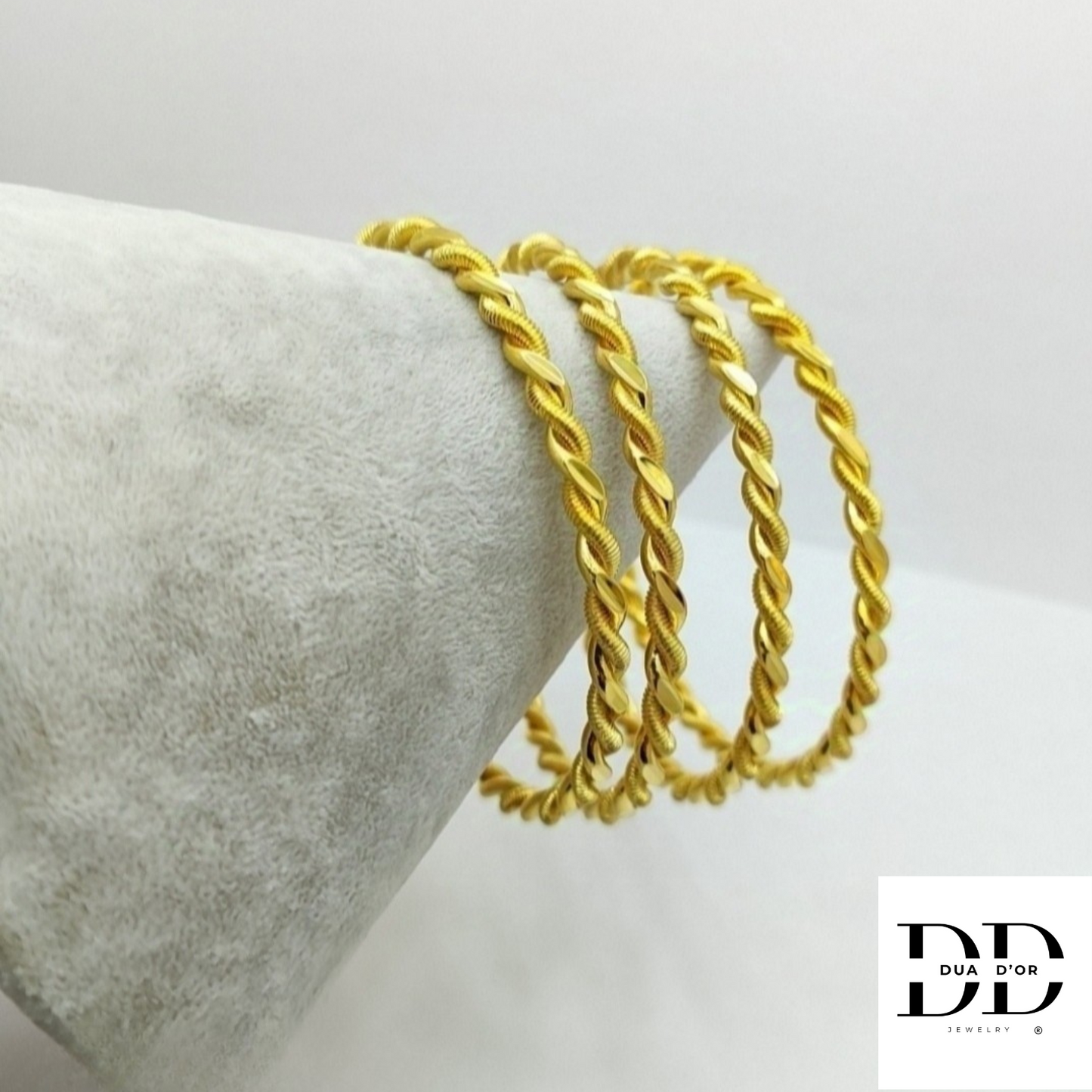 Burma Twisted Gold Armband