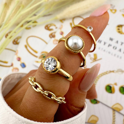 Gold Pearl Ring, 18K Goud Omhuld