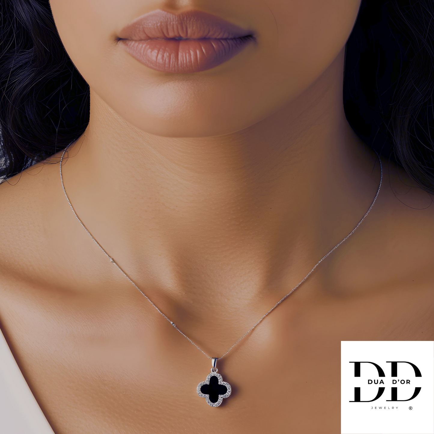 Midnight Bloom Halsketting