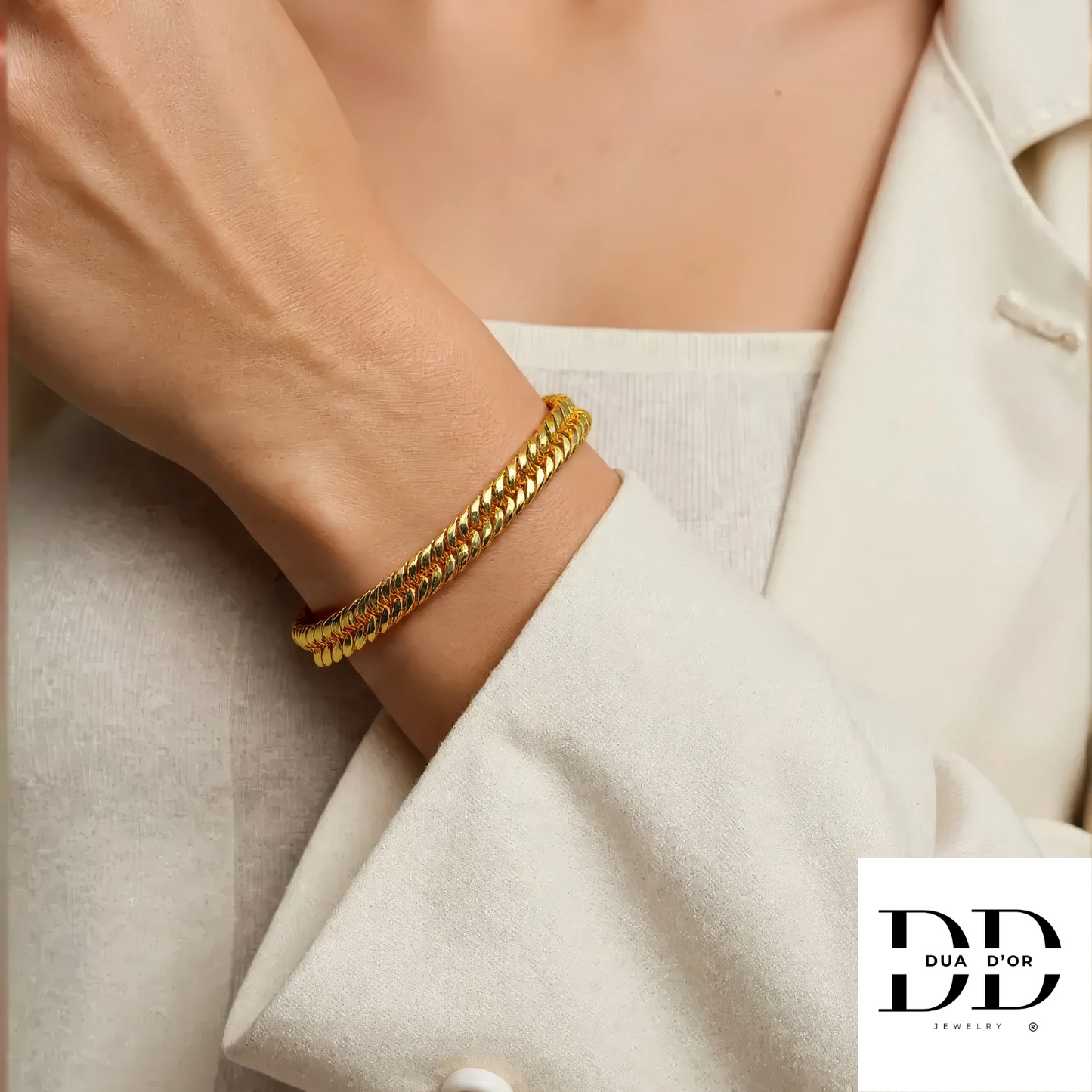 Vega Statement Armband