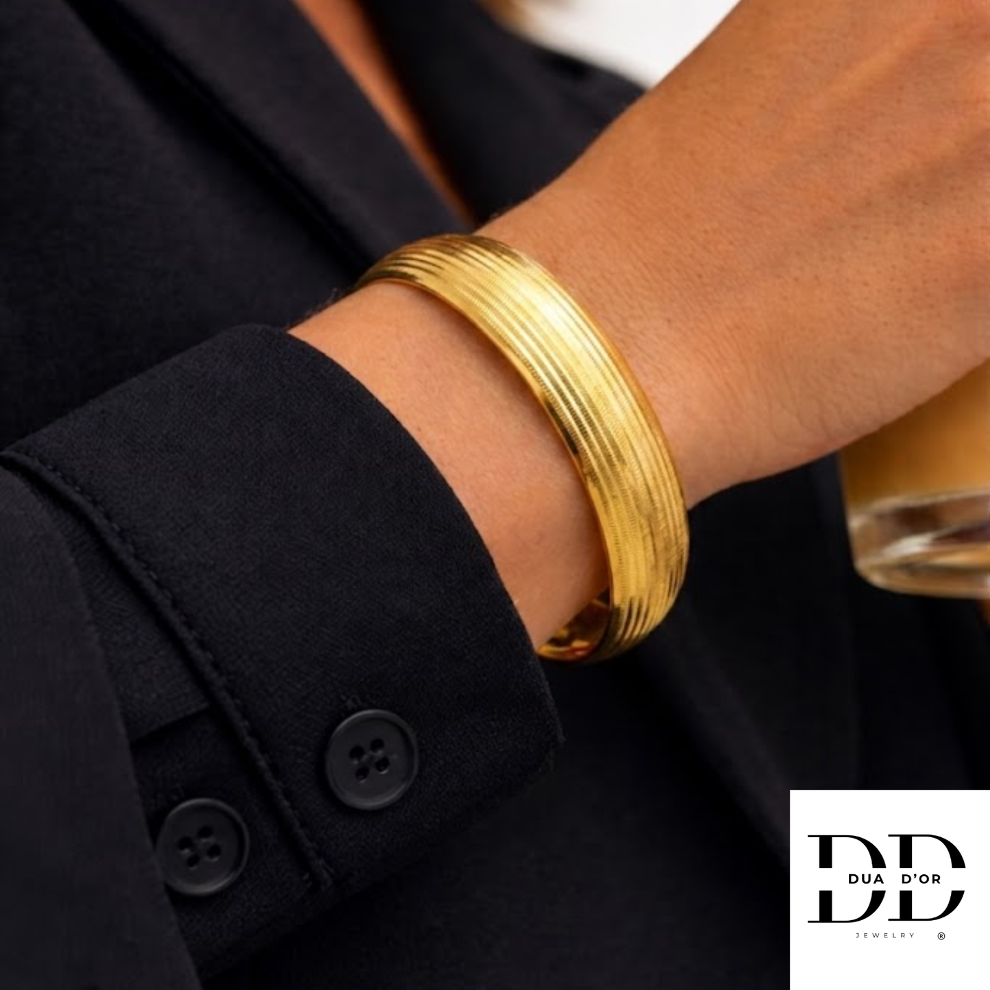 Pure Line Minimalist, Bangle