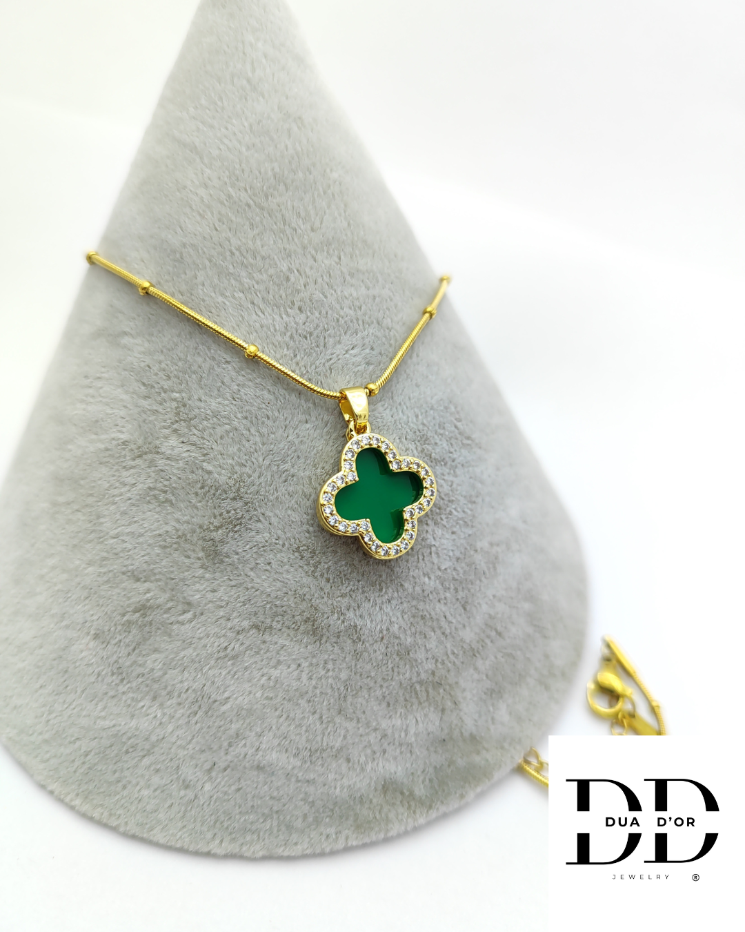 Midnight Bloom Halsketting